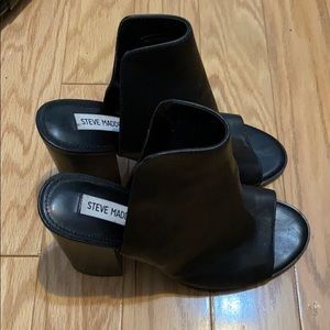 Steve Madden black heels
